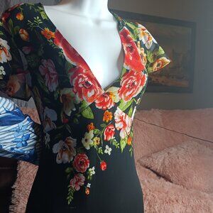 Black Floral Dress Small
